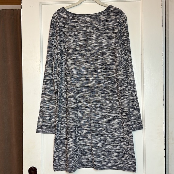 Lou & Gray heathered shift dress - Picture 3 of 9